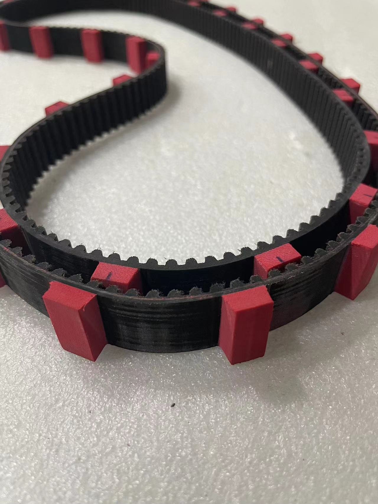 <a href='http://yiemit.com/' target='_blank'><u>同步帶</u></a>