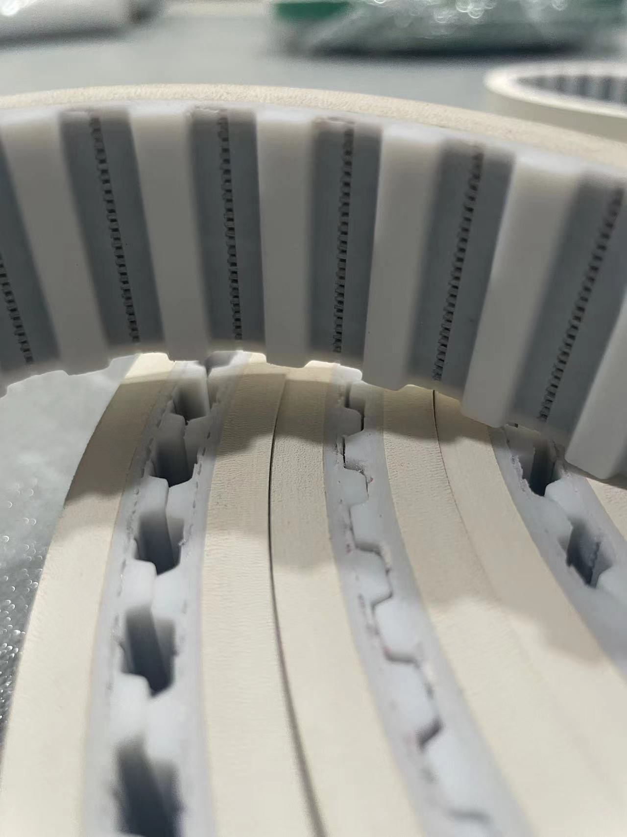 同步帶在食品行業(yè)中的應(yīng)用案例分析