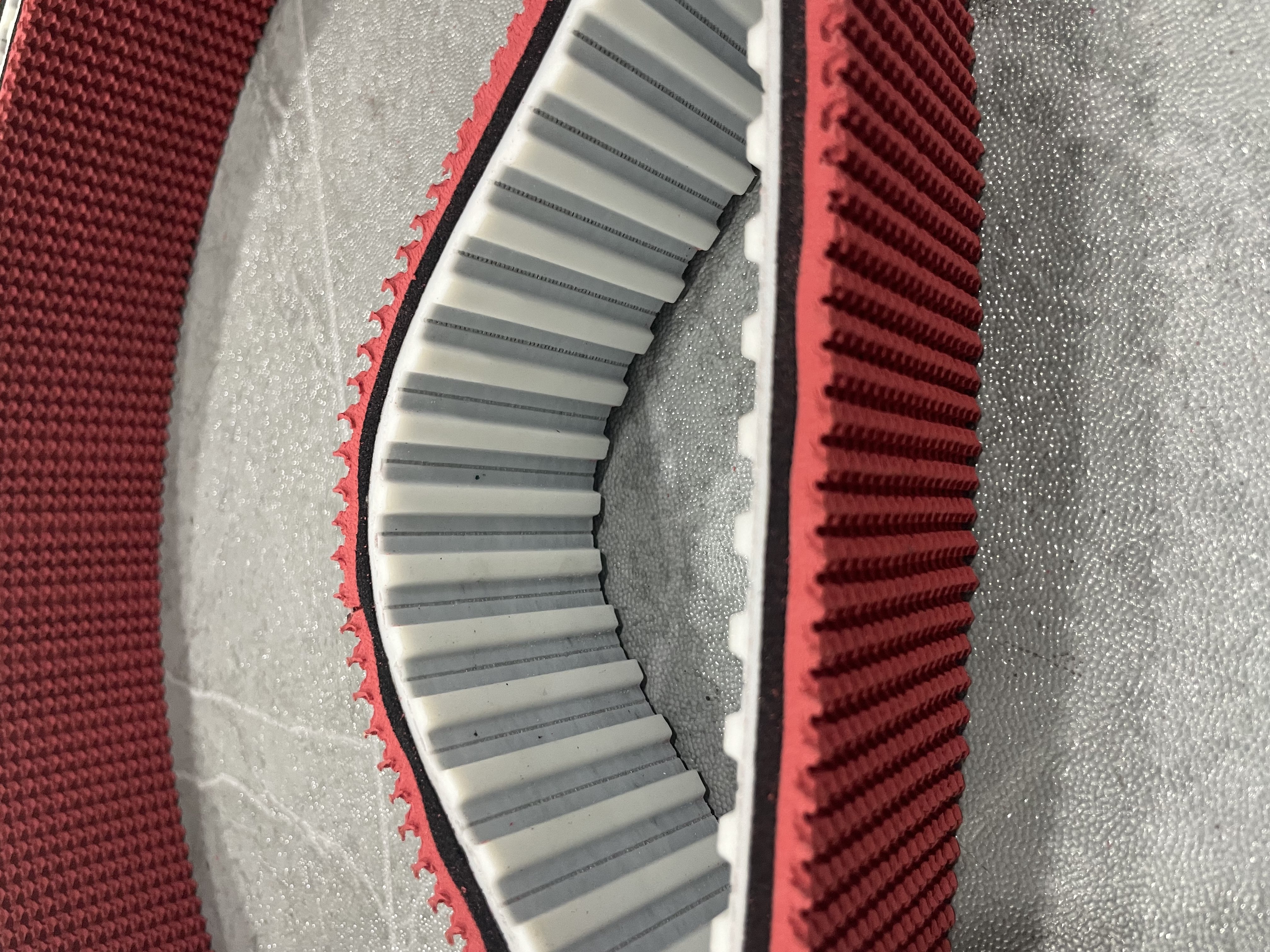 <a href='http://yiemit.com/' target='_blank'><u>同步帶</u></a>