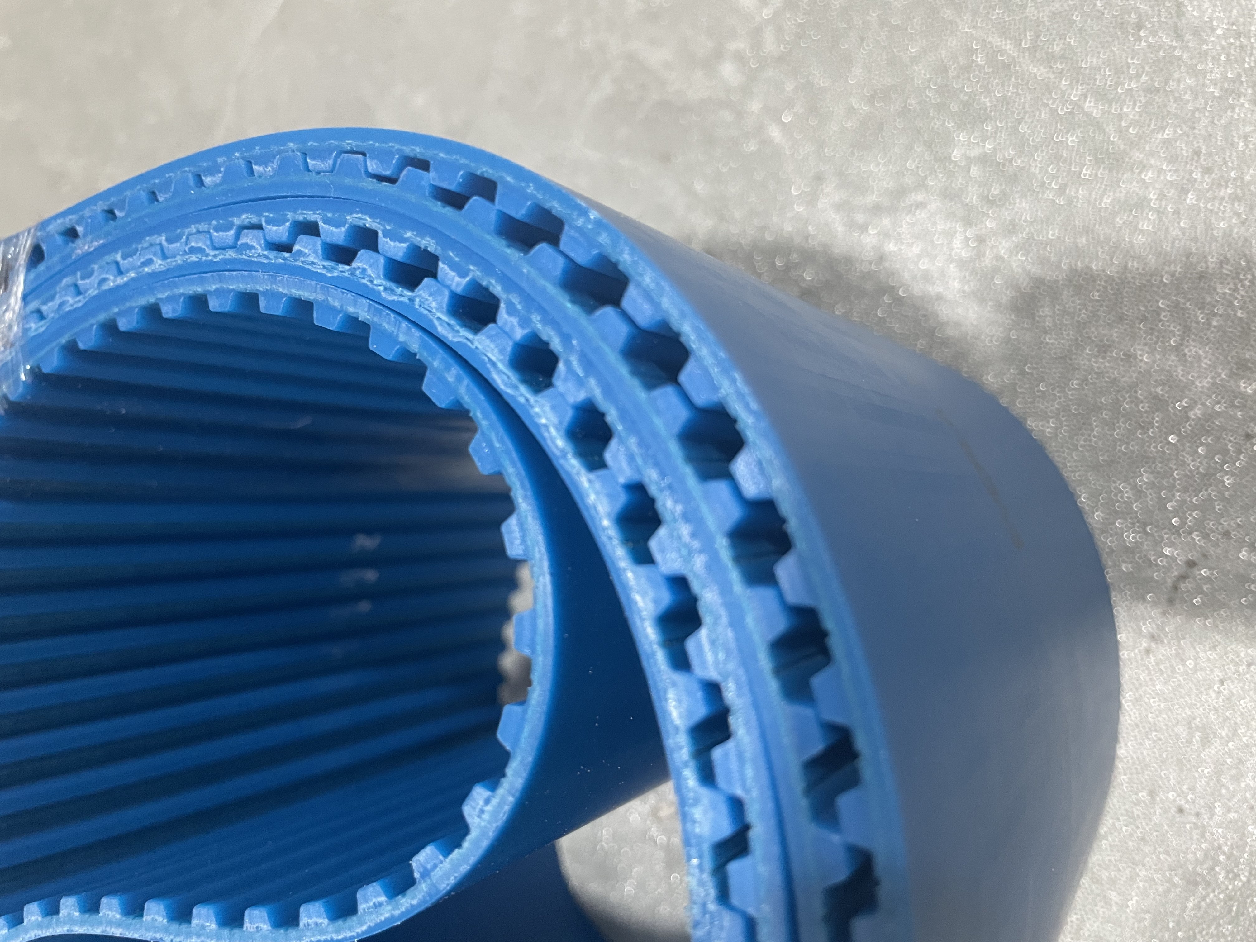 <a href='http://yiemit.com/' target='_blank'><u>PU同步帶</u></a>